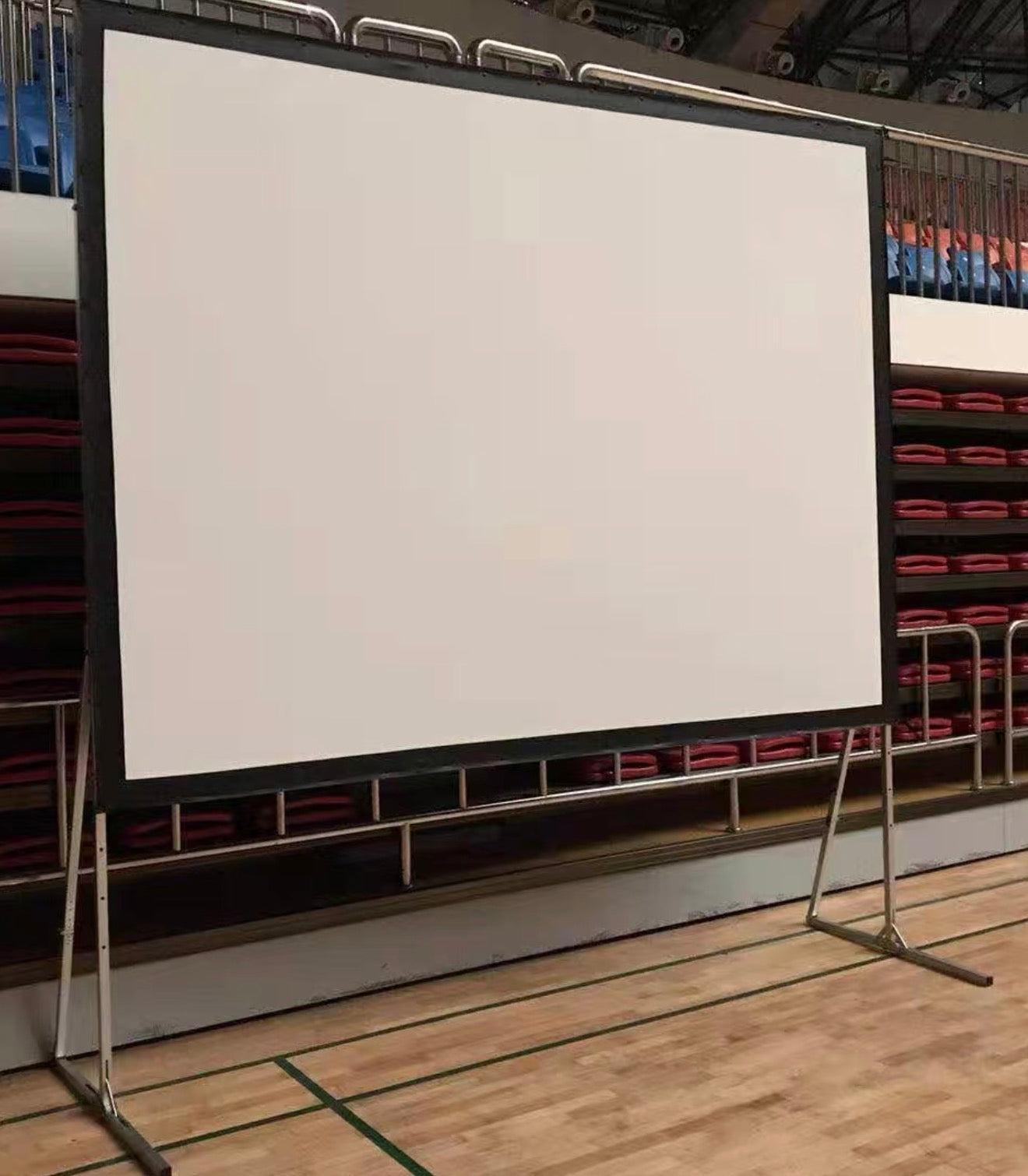 Outdoor Projector Screen